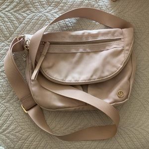 Light pink 5 L festival bag